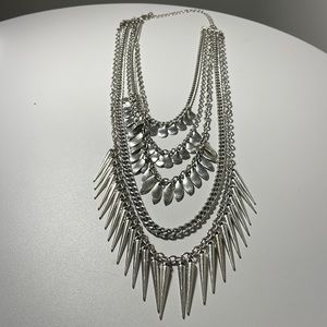 Premier Designs 2 in 1 Necklace